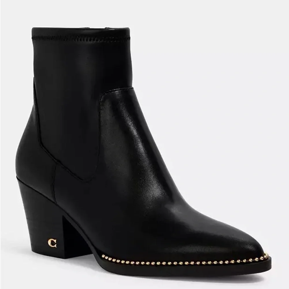 Coach Pell Leather Ankle Bootie in Black Size 9 Style G4847 - Picture 1 of 10